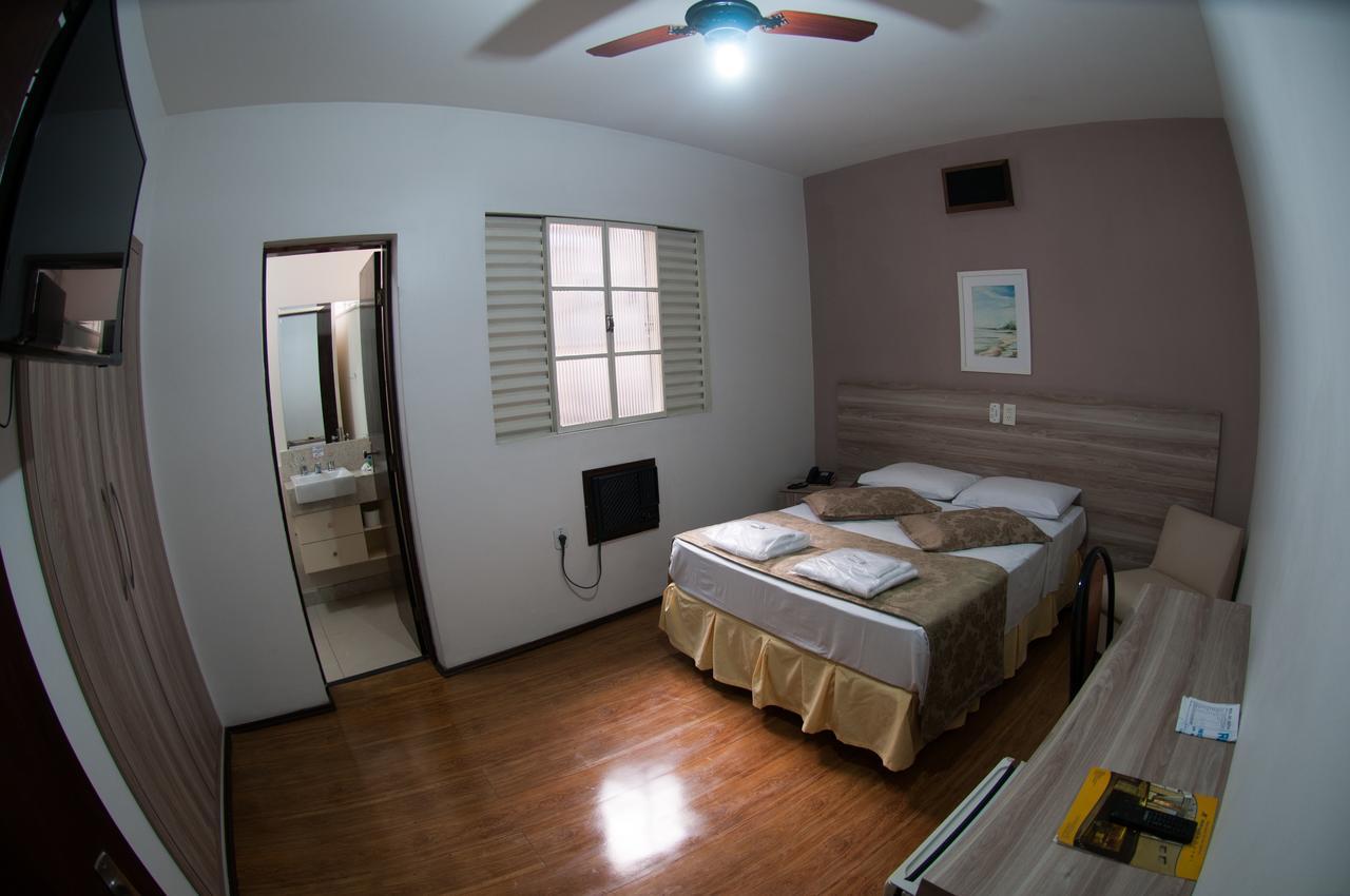 Rhud's Hotel Conselheiro Lafaiete Buitenkant foto